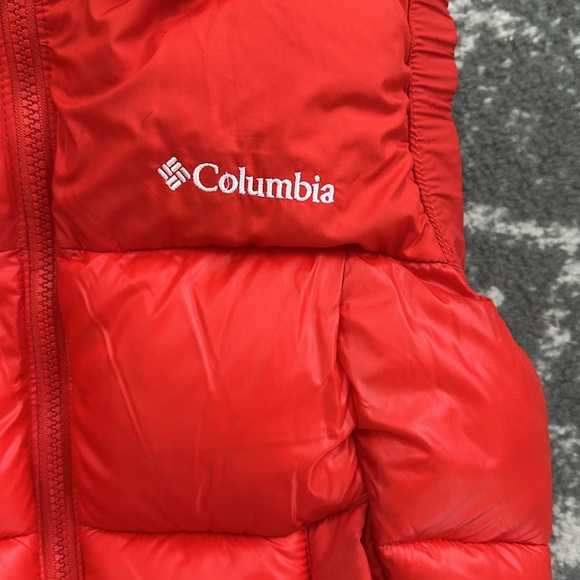 Columbia Women's Red/ Orange pike Lake Puffer all Vest - Picture 11 of 16